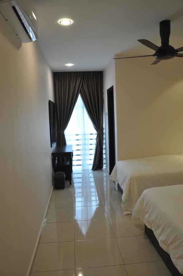 Imperial Cottage Malacca Екстериор снимка