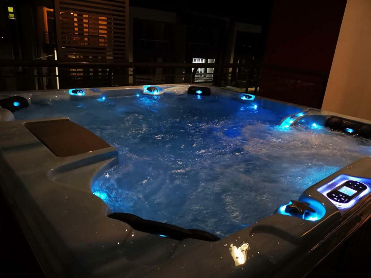 Imperial Cottage Malacca Екстериор снимка